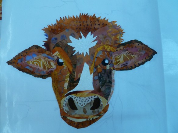 Longhorn applique, head finished