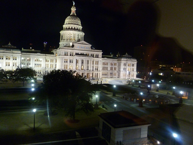Texas Capitol building, lighted