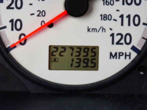 Odometer reading 227,305 and trip odometer 139.5