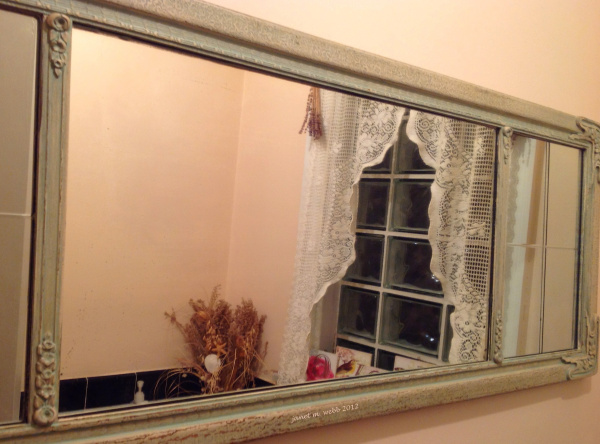 Friday Fictioneer photo prompt. Copyright Janet Webb