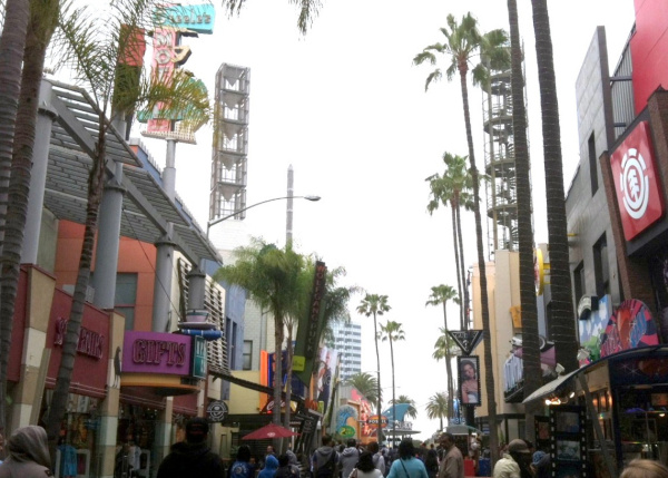 Friday Fictioneer photo prompt. Copyright Rochelle Wisoff-Fields