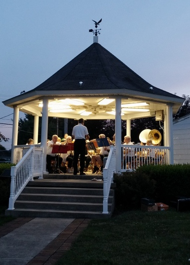 Friday Fictioneer prompt. Copyright Dave Stewart