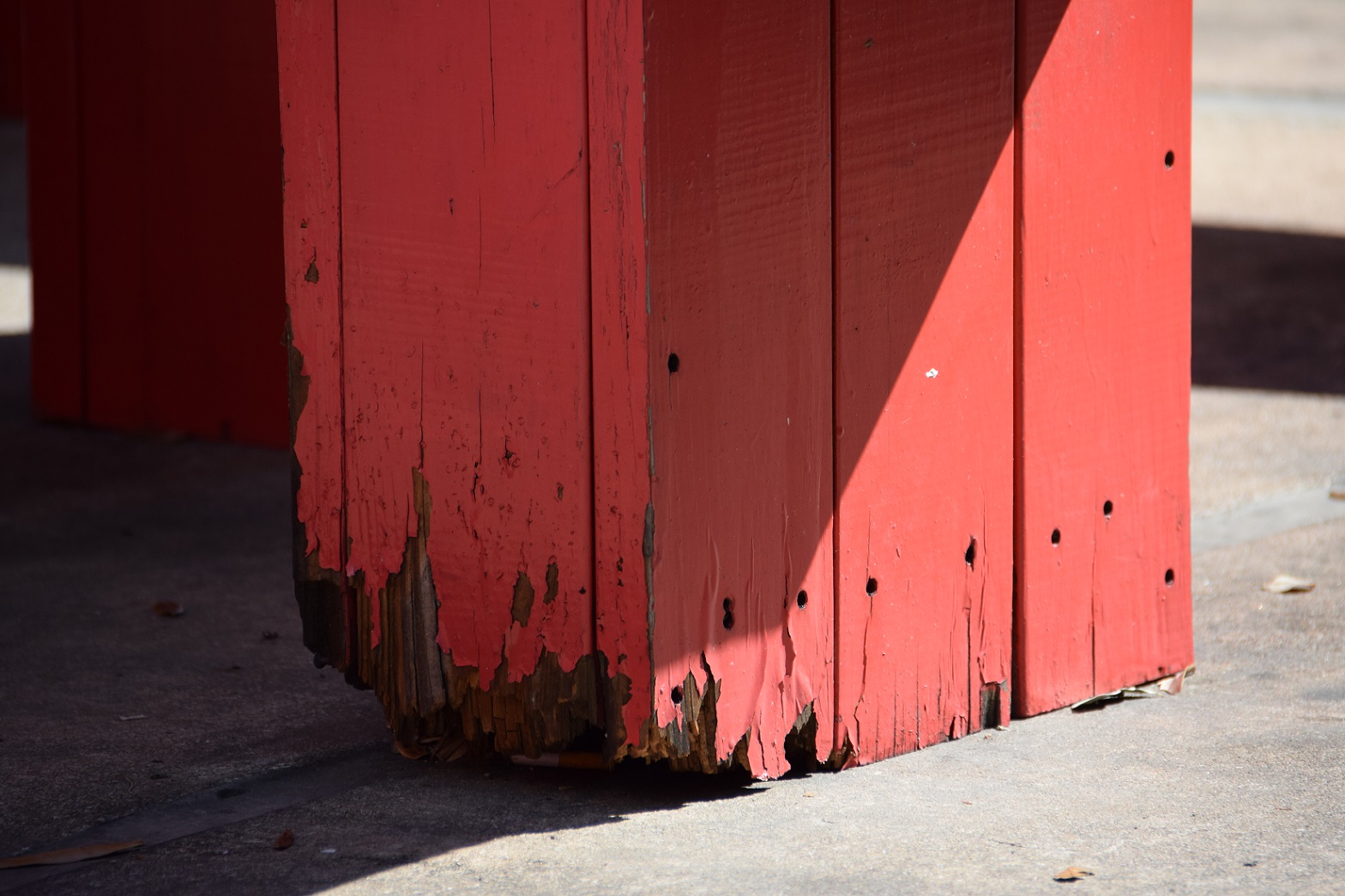aa Red Wooden Table (1)s