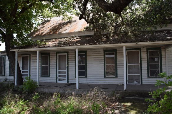 a-three-front-door-house-4s