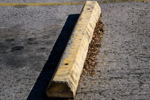 a-one-line-parking-barrier3-s