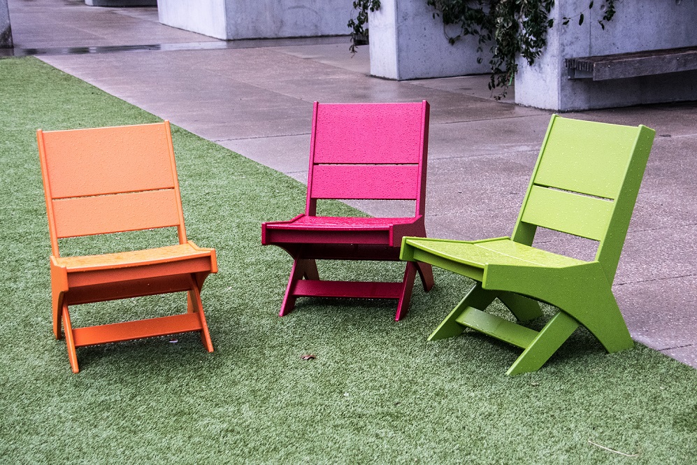 Chairs in the rain (2)