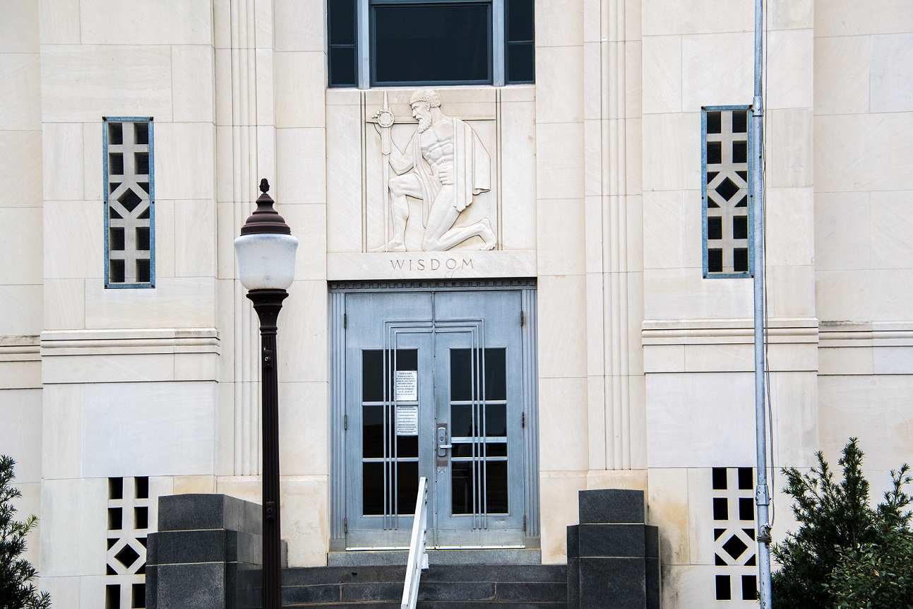 Guadalupe County Courthouse
