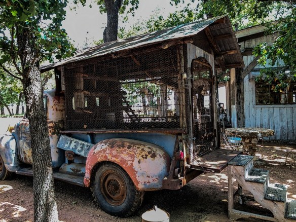 00s Chicken Coop Pick Up (3)