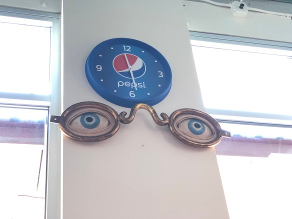 00s Clock and glasses