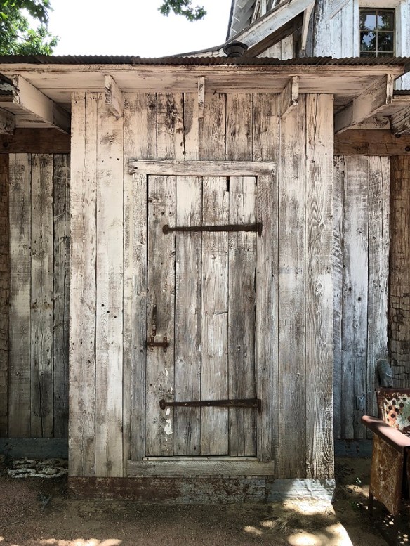 00s Magnolia Pearl Doors (12)