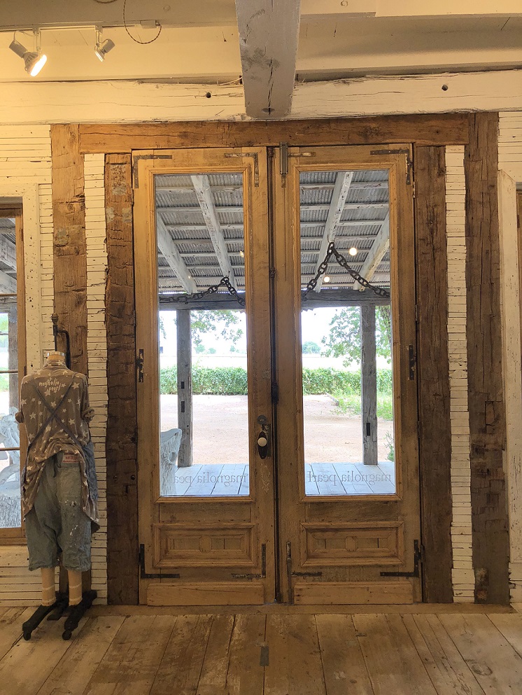 00s Magnolia Pearl Doors (3)