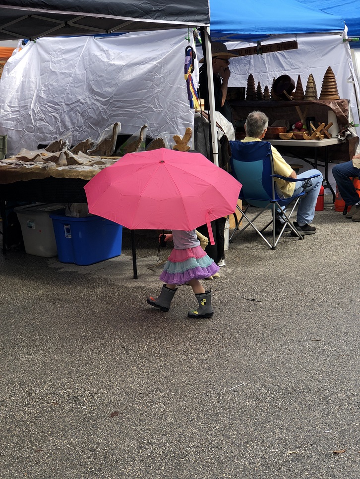 00s Girl with Pink Umbrella (1)