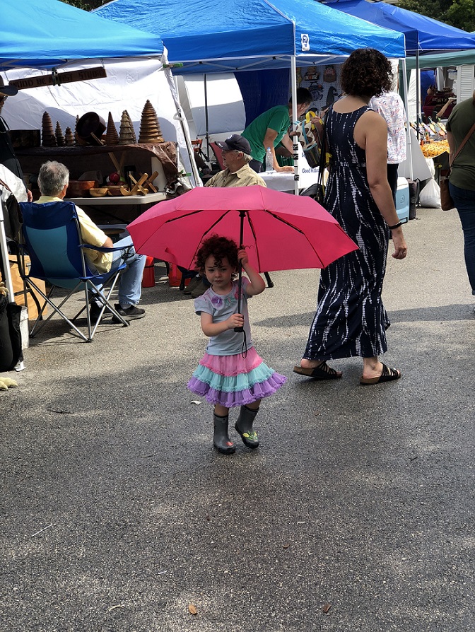 00s Girl with Pink Umbrella (2)