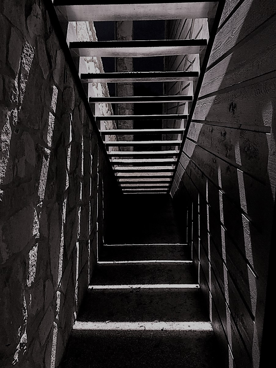 00s Steps and Light - Slate